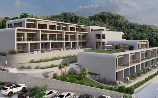 Spacious two- bedroom apartment near Porto Montenegro with access to the beach and pool