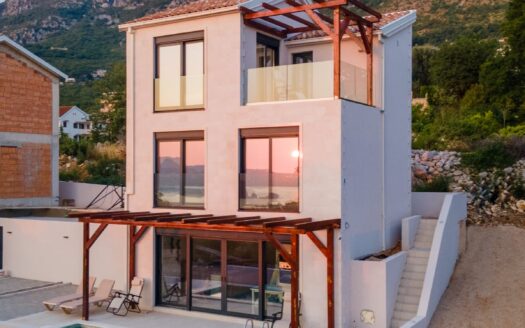 Fantastic full sea view villa near Budva 