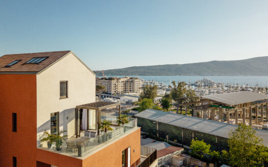 Boka Place Duplex, Porto Montenegro
