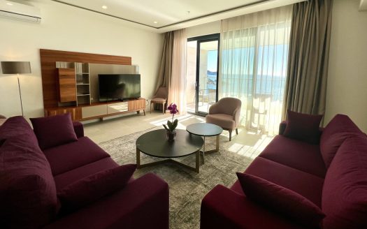 Тwo-bedroom beachfront apartment