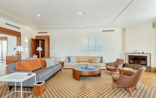 Luxurious penthouse within the Regent 5* hotel, Porto Montenegro