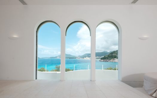 Pure Mansion: An Exclusive Eco-Technology Villa in Montenegro