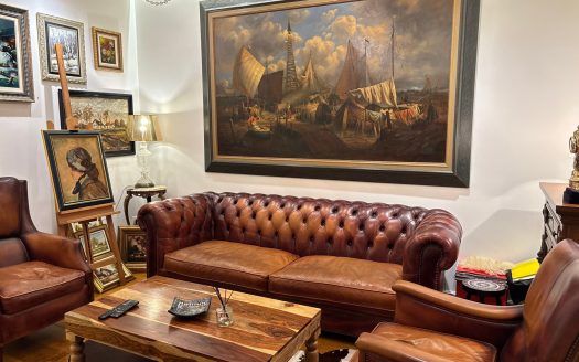 Salon apartment in Kosovska Street