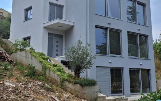 New residential building in Radovici, Luštica