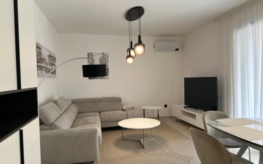 Fully Furnished Two-Bedroom Apartment with Panoramic Rooftop Terrace in Donja Lastva