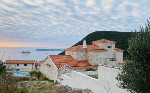 House in Žanjice, Herceg Novi